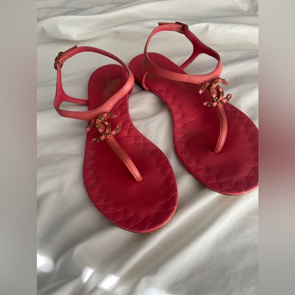Pink ankle strap Chanel sandals - Picture 5 of 16